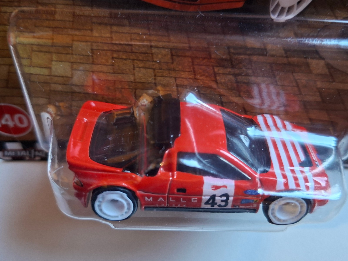 Hot Wheels 2025 Boulevard FORD RS200 (NG83)