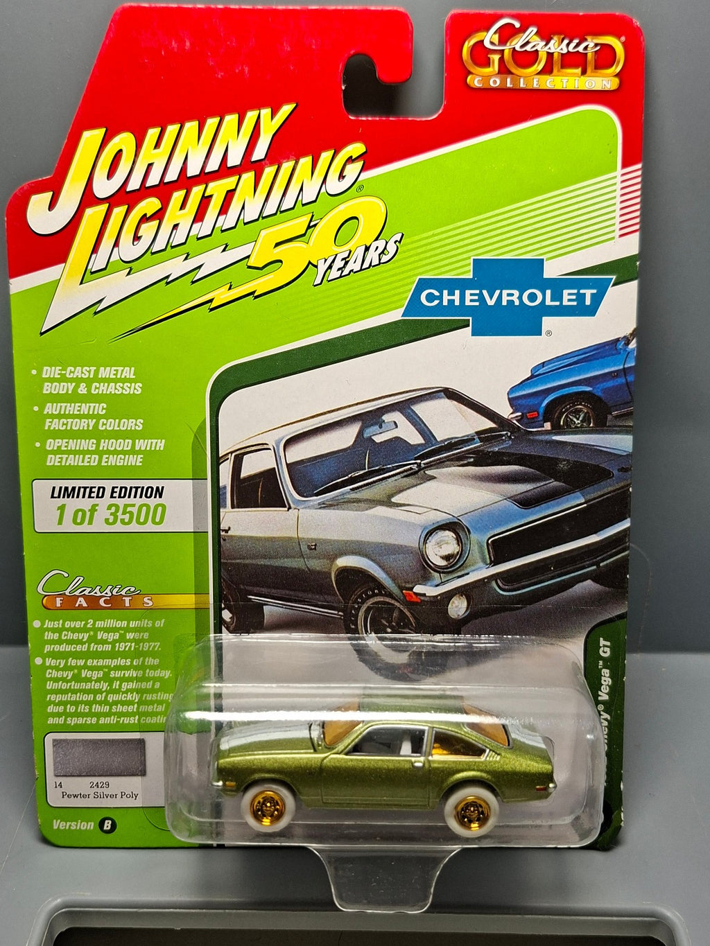 Johnny Lightning 50 Years Classic Gold 1972 Chevy Vega GT  Chase White (NG21)