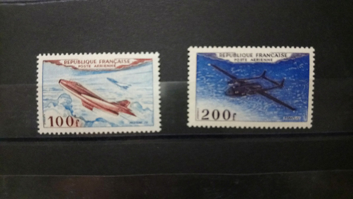 lot 2 Timbres France Prototypes Mystère IV 200f Noratlas 1954
