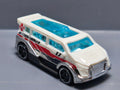 Hot Wheels 2014 mainline 015 Speedbox  (A03)