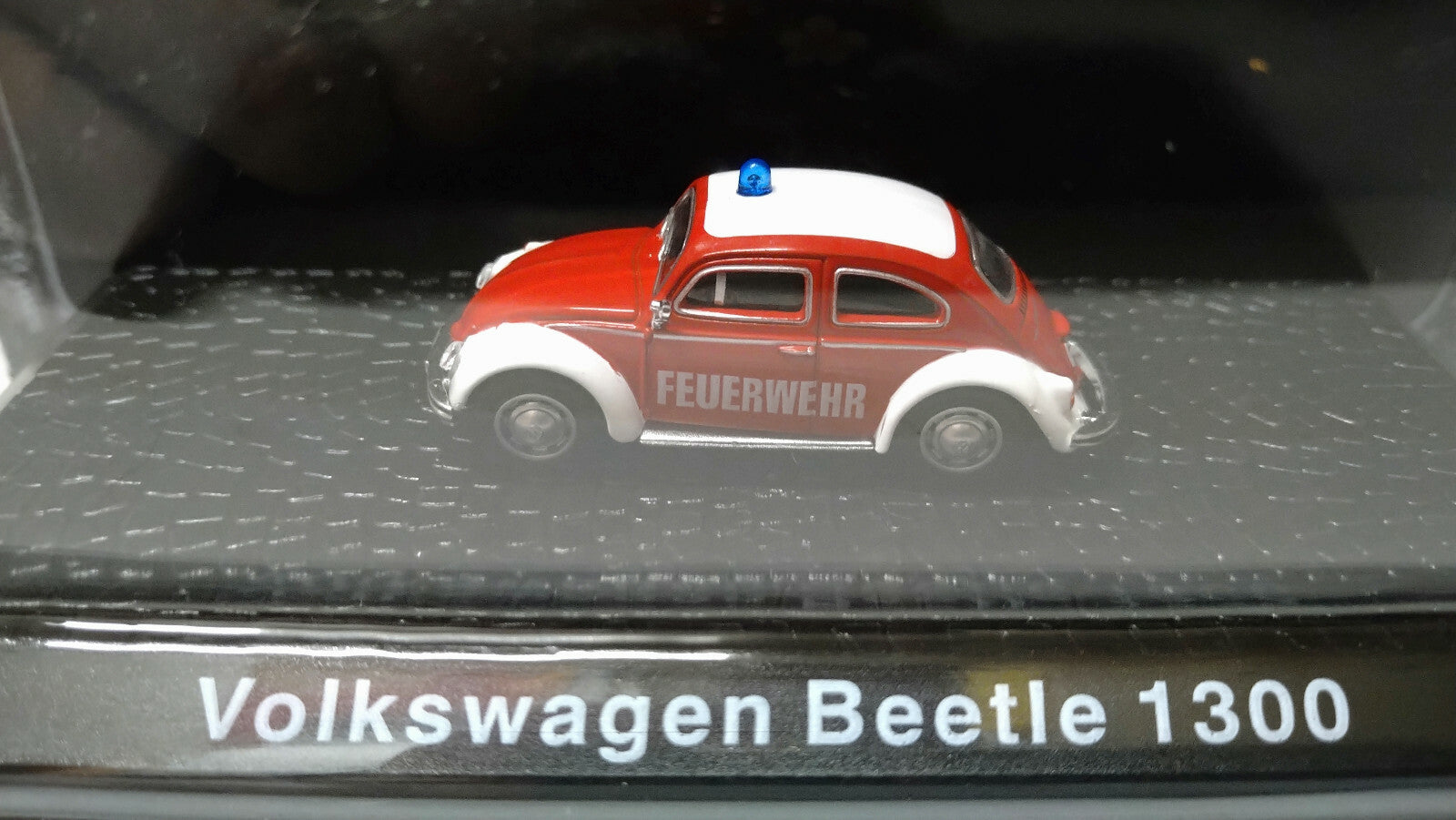 Model magazine 1/72 Volkswagen Beetle 1300 (C13)