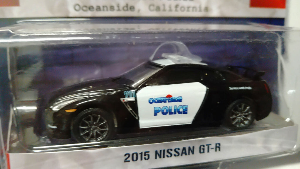 Greenlight Hot Pursuit 2015 Nissan GT-R  (NG12)