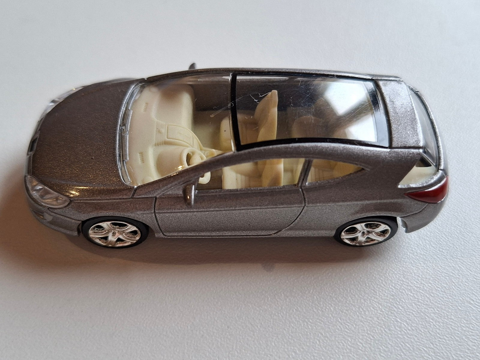 Norev Peugeot 407 elixir  (A05)