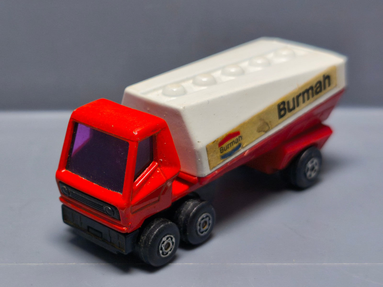 Matchbox Lesney Freeway gas tanker burmah Made in England (A03)