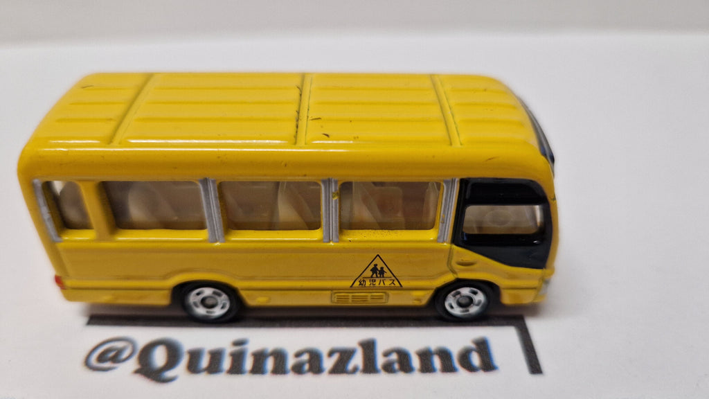 Tomica 2019 regular Toyota coaster kindergarten bus 1/89 (CP06)