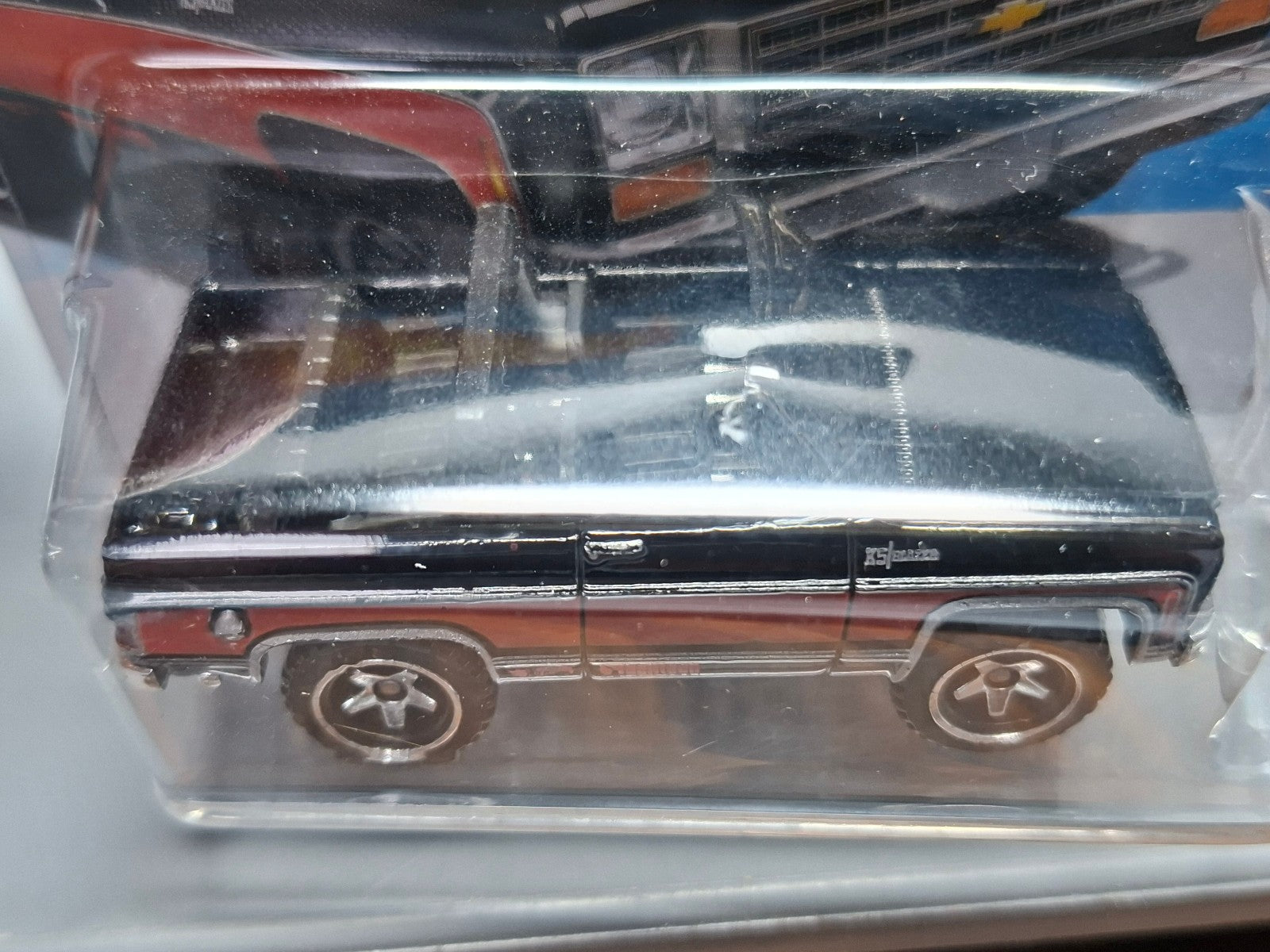 Hot Wheels '75 Chevy Blazer Custom  2025-115  (NP03)