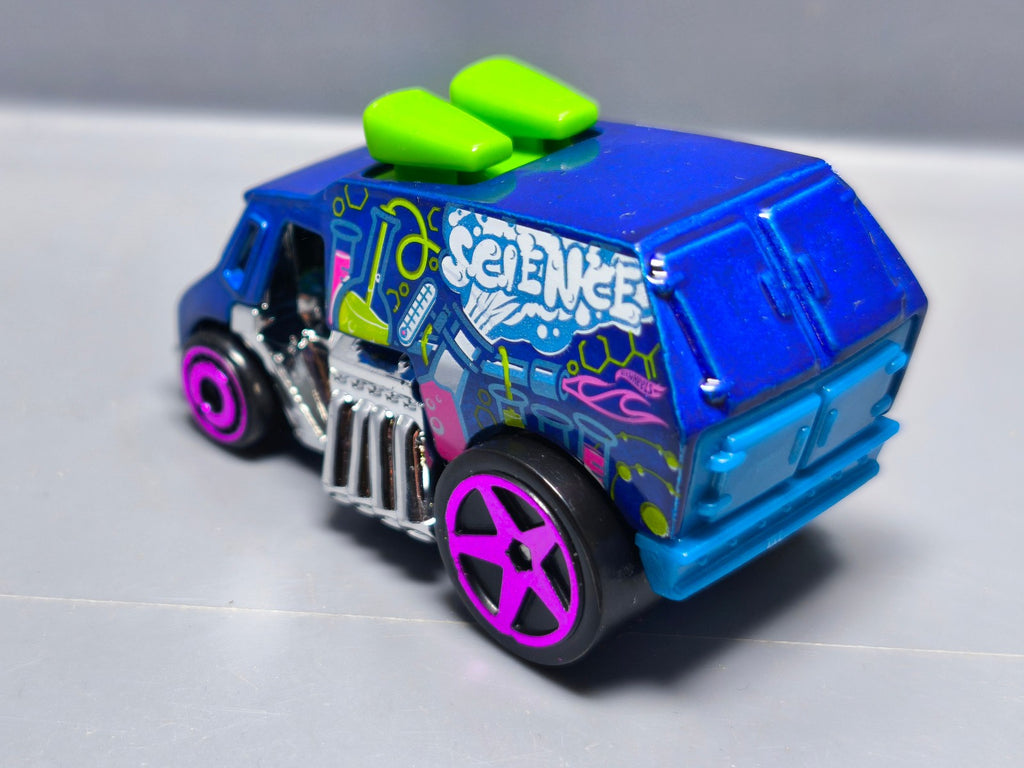 Hot Wheels  Cool one  2024 multipack    (A02)