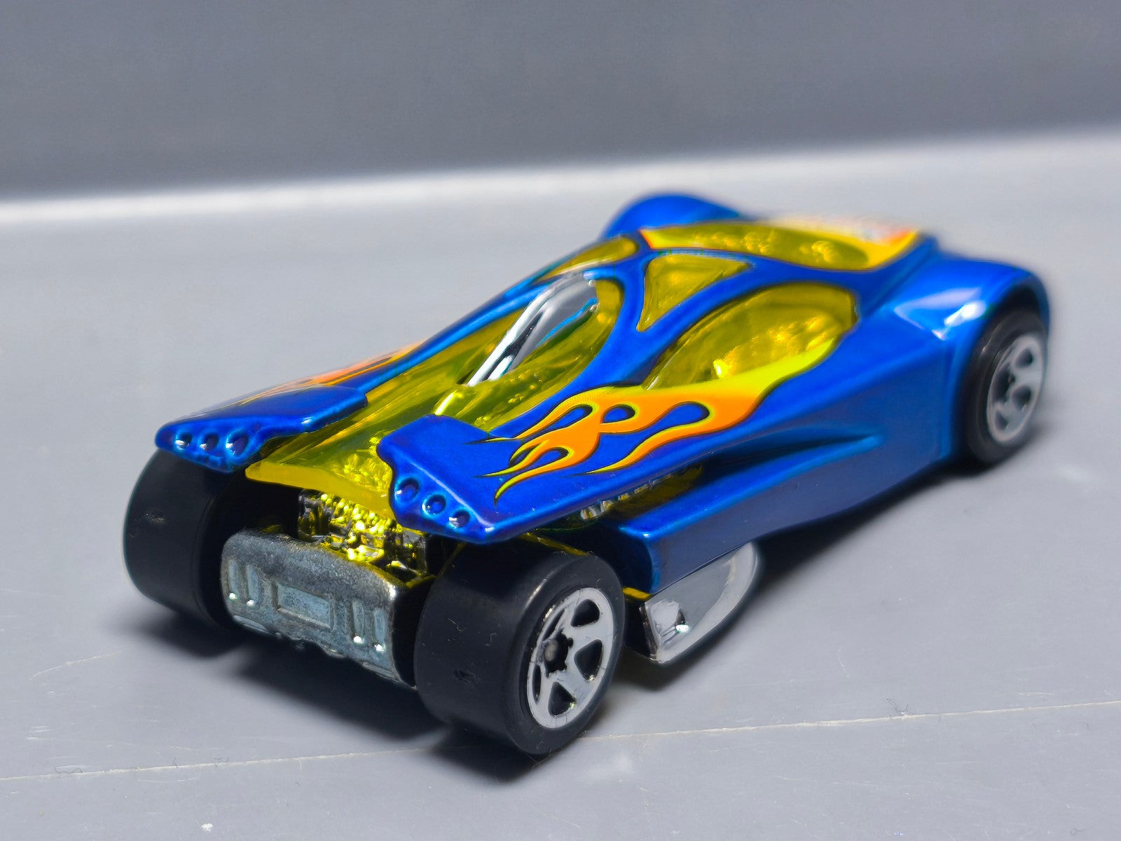 Hot Wheels Sling shot version 5sp 2005-069 (A14)