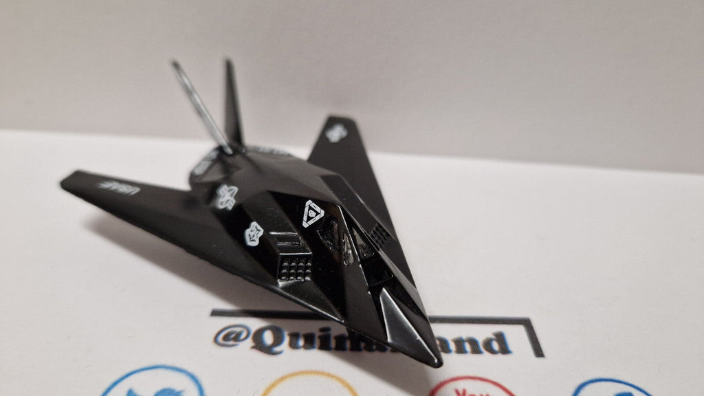 Daron  Rynway 24 F-117 nighthawk (USAF)    (NP28)