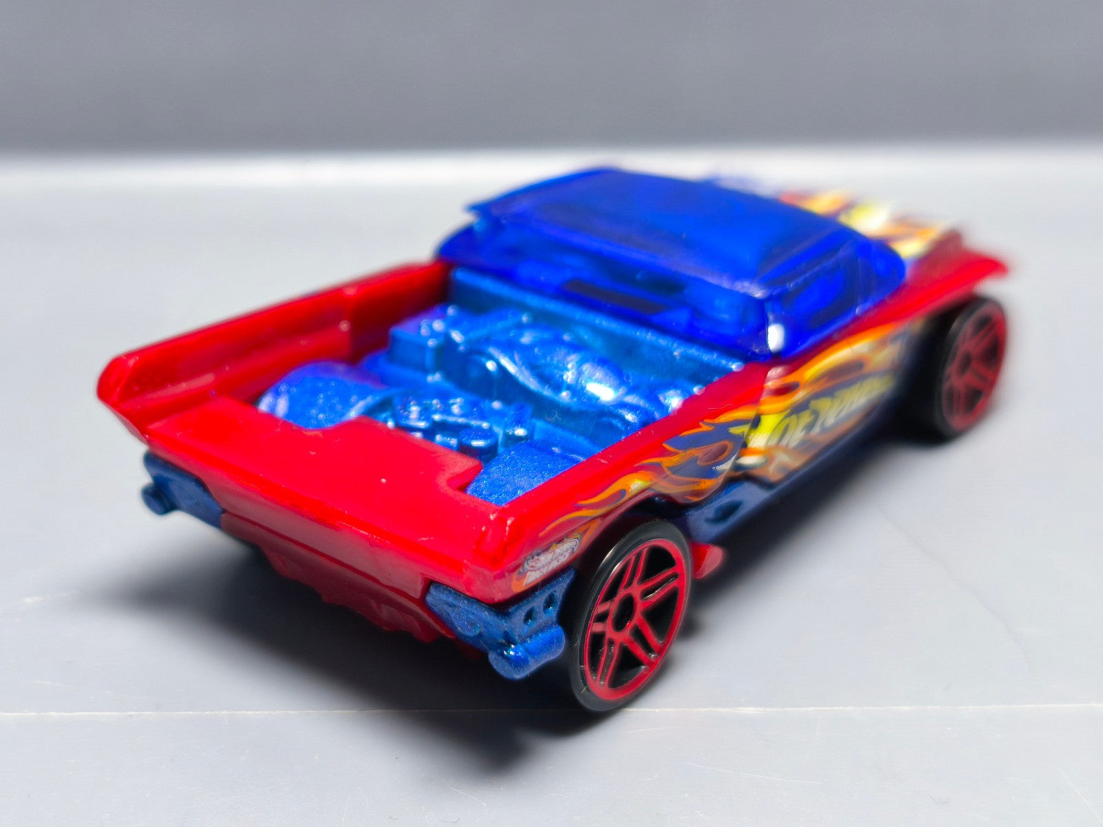 Hot Wheels Jester 2004-172 PR5 rouge (A11)