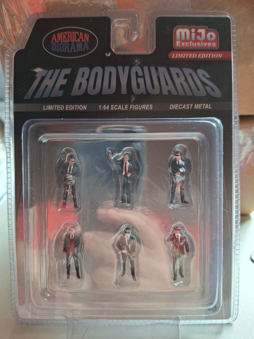 American Diorama  1/64 The Bodyguards, Diecast Figure's (NG52)
