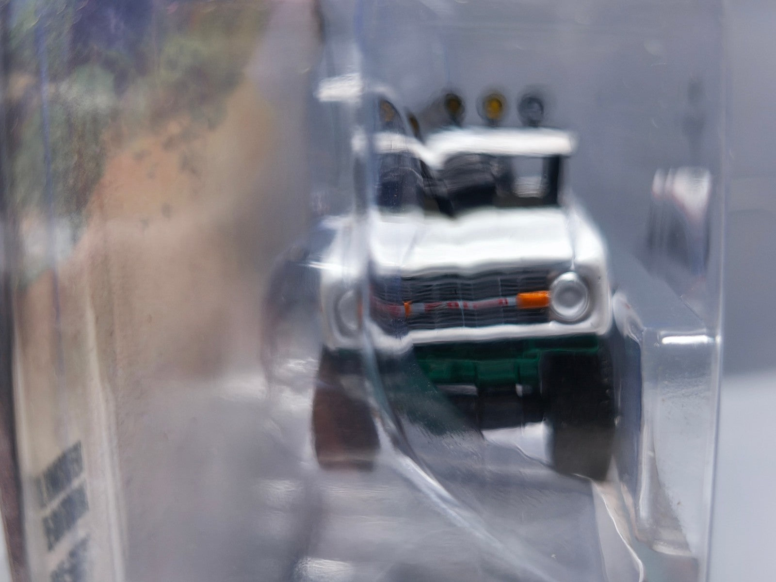 Greenlight Chase All-Terrain BF Goodrich 1969 Ford Bronco Baja (NG59)