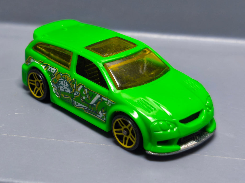 Hot Wheels 2011 exclusive multipack  Audacious     (A03)