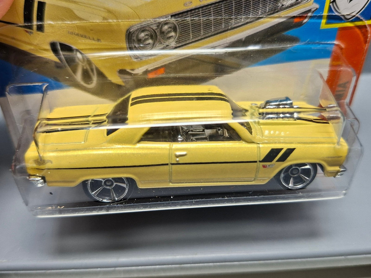 Hot Wheels 64 chevy chevelle SS  2024-157  (CP16)