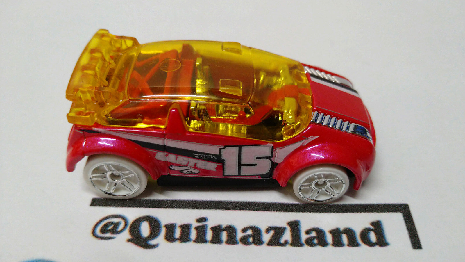 Hot Wheels Super gnat 2015 happy Easter exclusive Walmart  (A12)