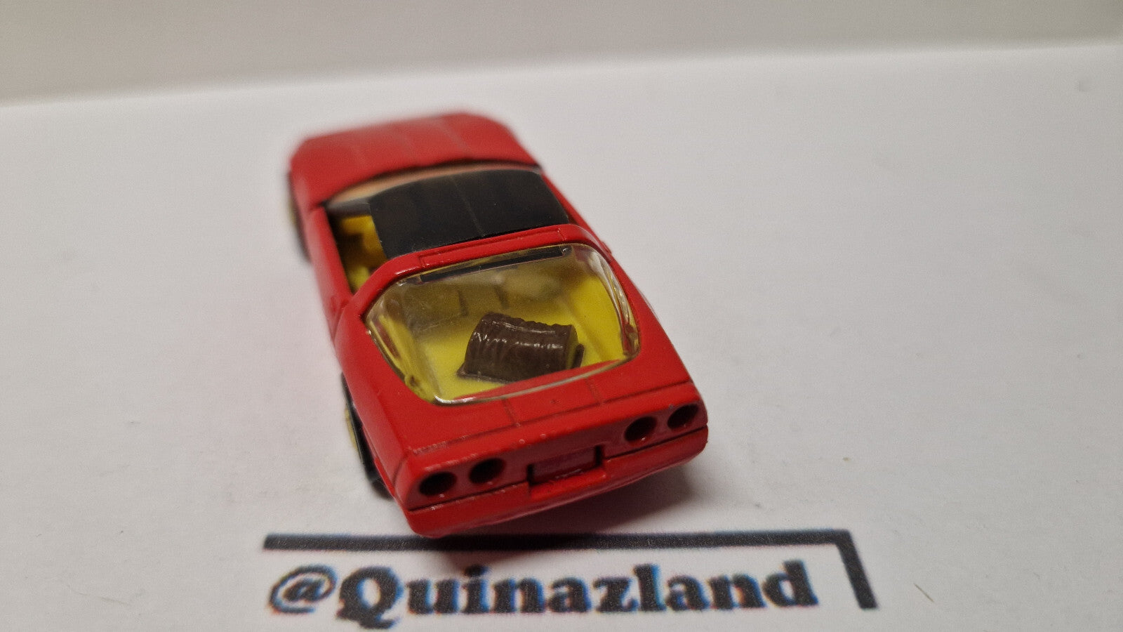 Hot Wheels 1984 hot ones 80 Corvette Hong kong   (A30)