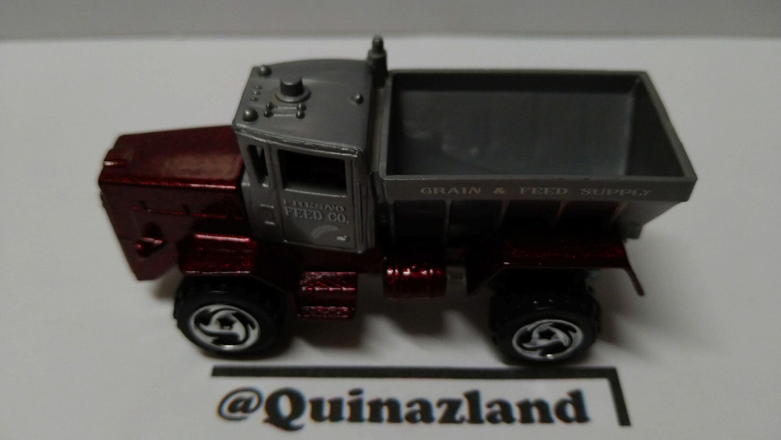 Hot Wheels Oshkosh snowplow 1996-201 (A37)