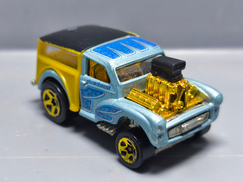 Hot Wheels Holiday Hot Rods Morris Wagon  (A04)