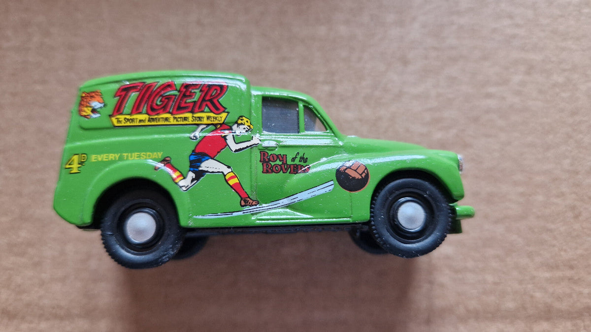 Corgi 1/43 Comic classics Morris minor limitée à 6000 exemplaires  (CT06)