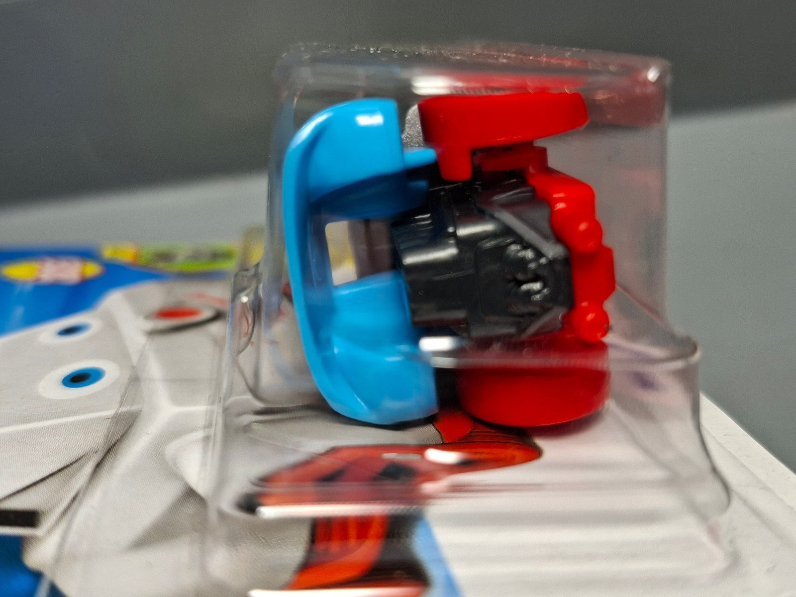 Hot Wheels Quick chat  2025-216 (NP12)