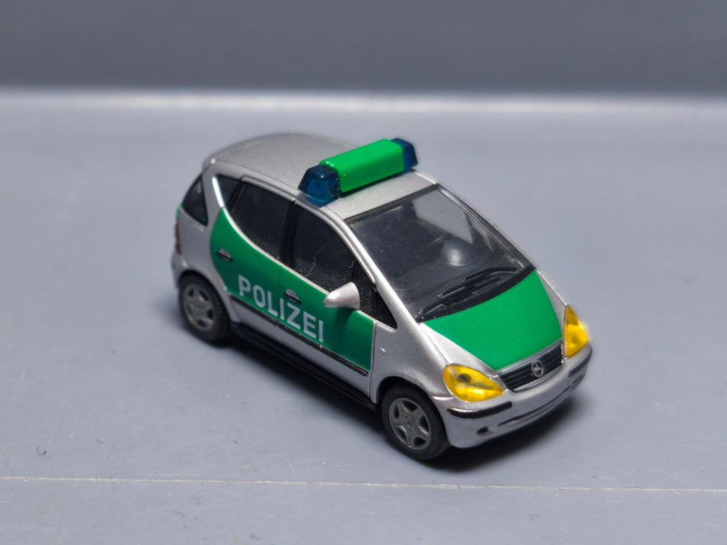 Herpa 1/87 Mercedes class a   (A04)