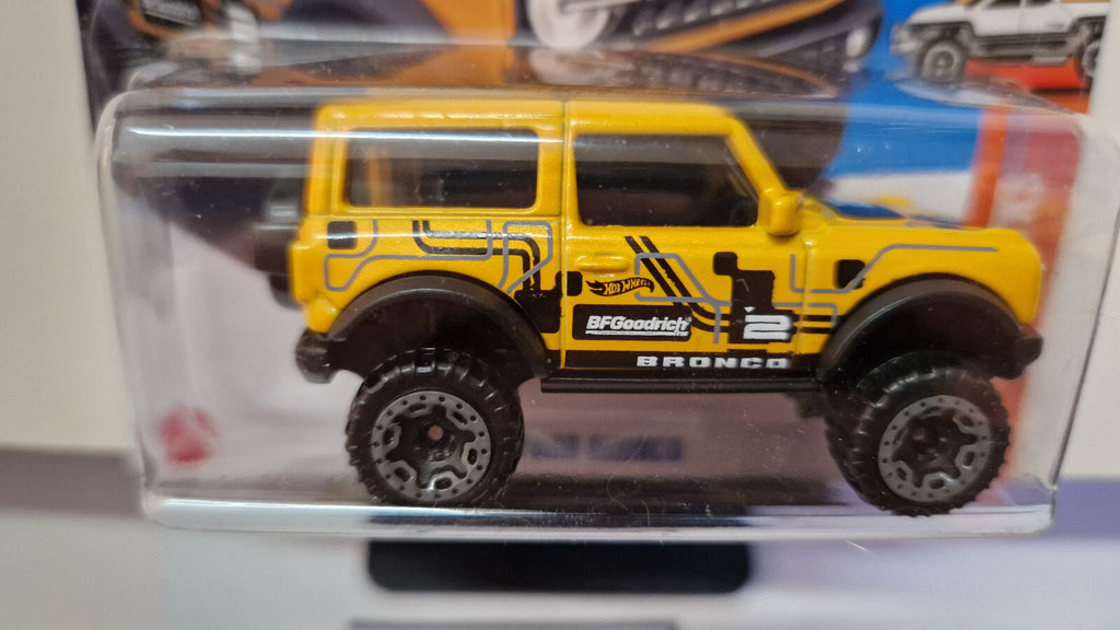 Hot Wheels '21 Ford Bronco     2025-020 (NP32)