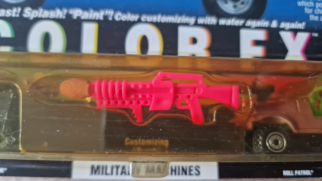 Hot Wheels 1994 color FX military machines Command tank & roll patrol (C10)