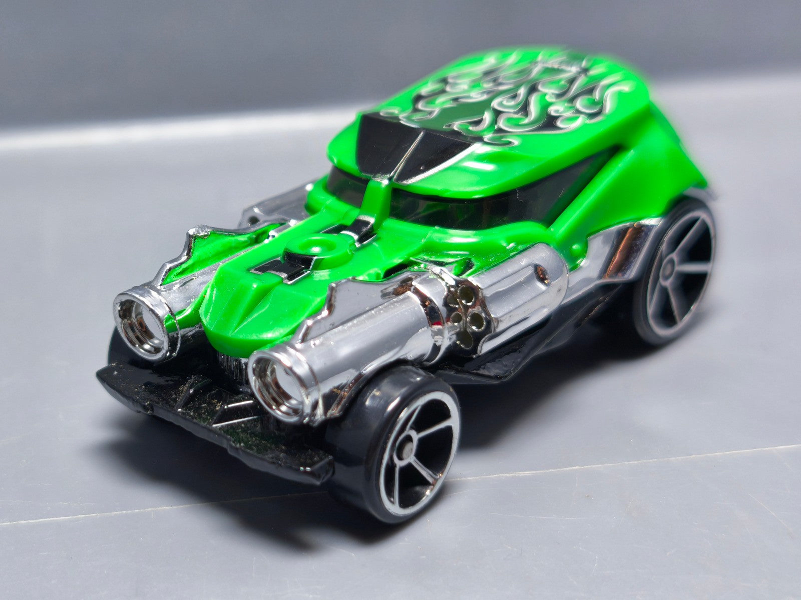 Hot wheels Shell shock  2011-235 (A08)