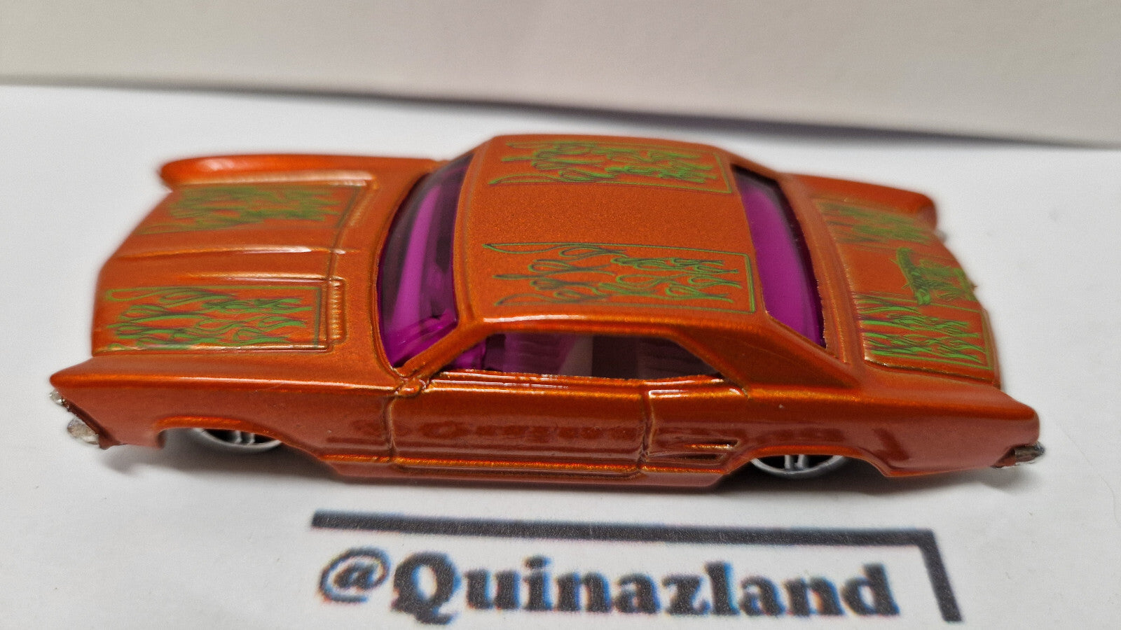 Hot Wheels 1964 Buick riviera version PR5 2002-042 (A04)