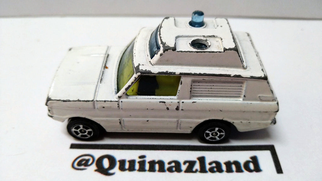 Corgi juniors  Range rover  (A13)