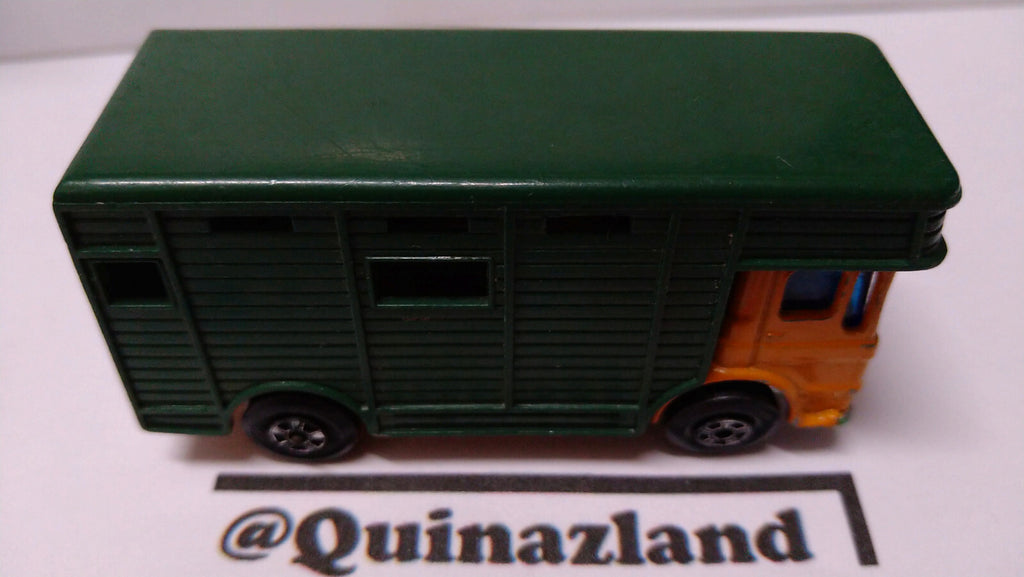 Matchbox AEC ergomatic horse box (A13)