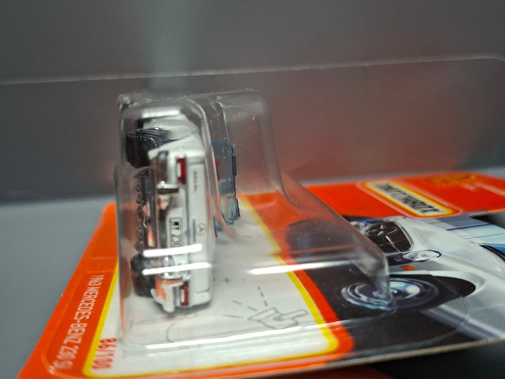 Matchbox 1963 Mercedes-Benz 230 SL 2024-86  (CP20)