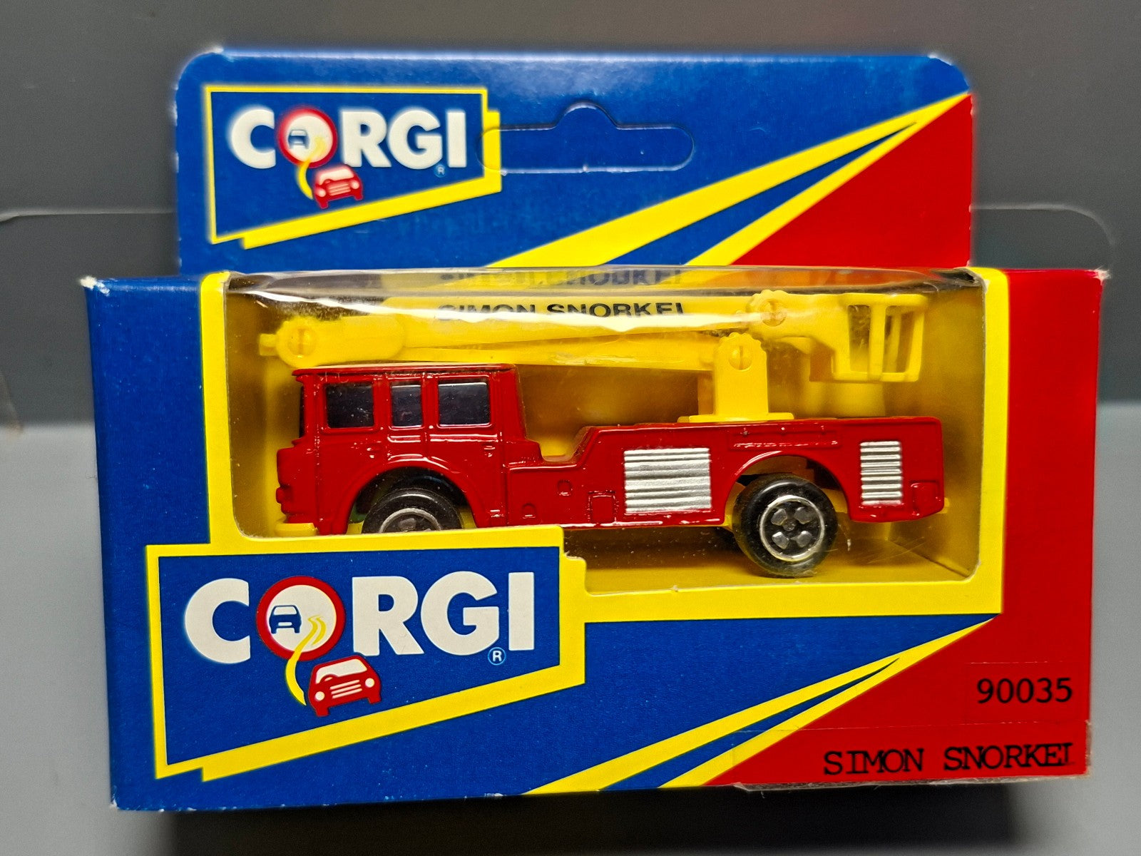 Corgi  Simon snorkel (CP12)