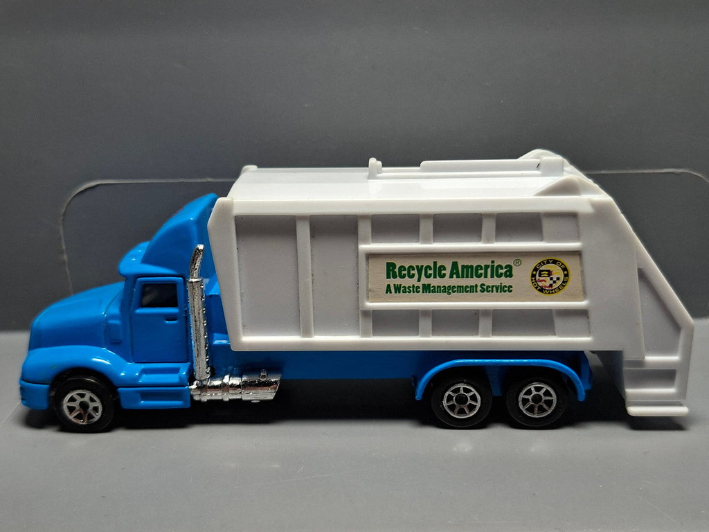 Hot Wheels 1997 haulers Recycle america   (NG34)
