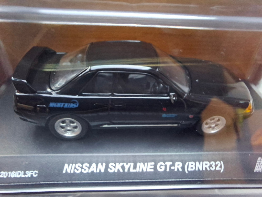 Kyosho 1995 Nissan Skyline GTR (BNR32) Initial D, black (NG34)