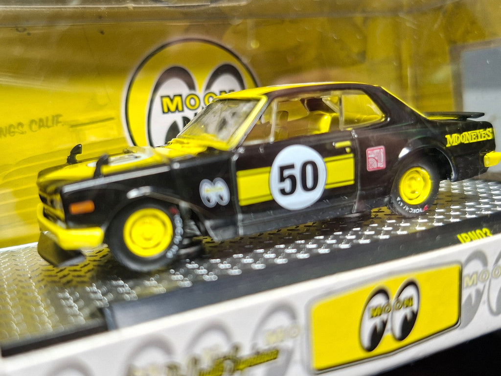 M2 Machines Mooneyes 1971 Nissan Skyline GT-R Chase 750 Pieces (NP13)
