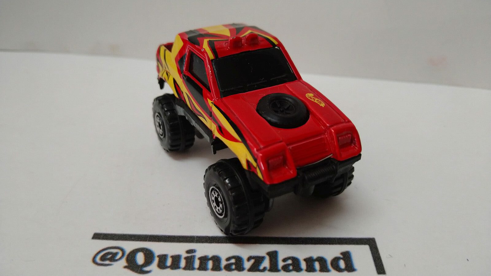Hot wheels Gulch stepper 1996-251   (A25)