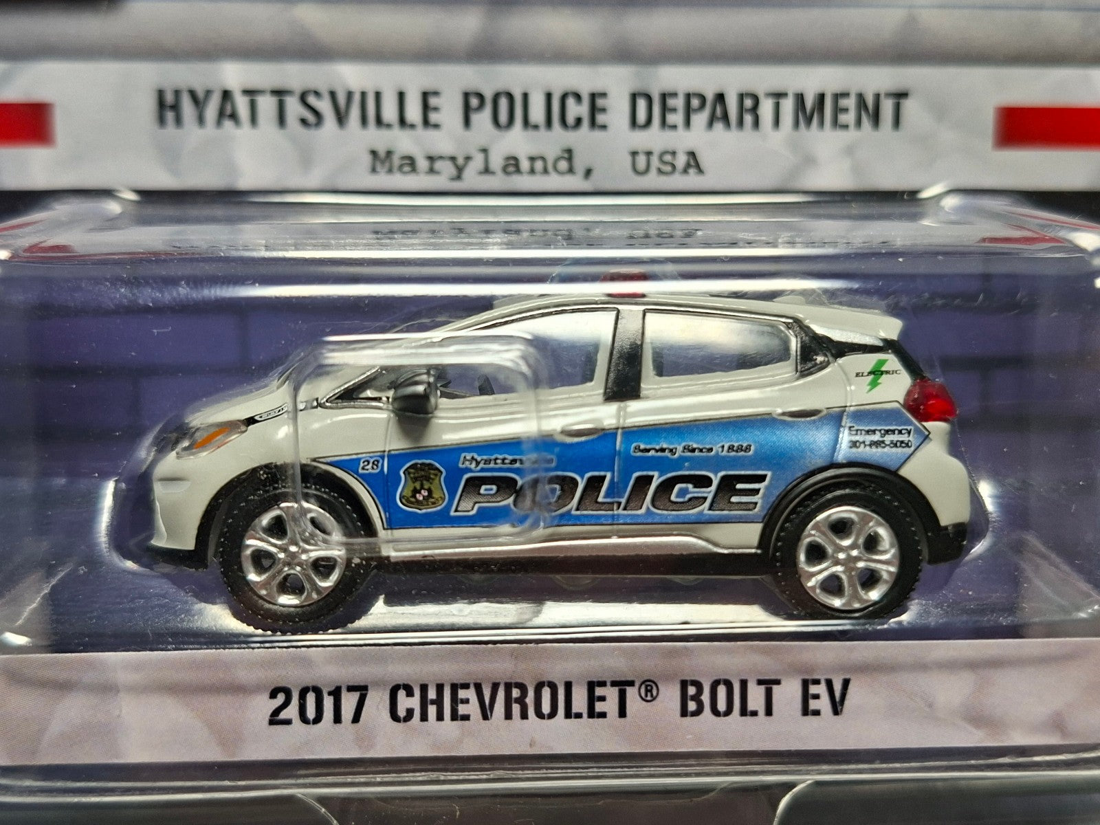Greenlight Hot Pursuit 2017 Chevrolet Bolt Hyattsville   (NG19)