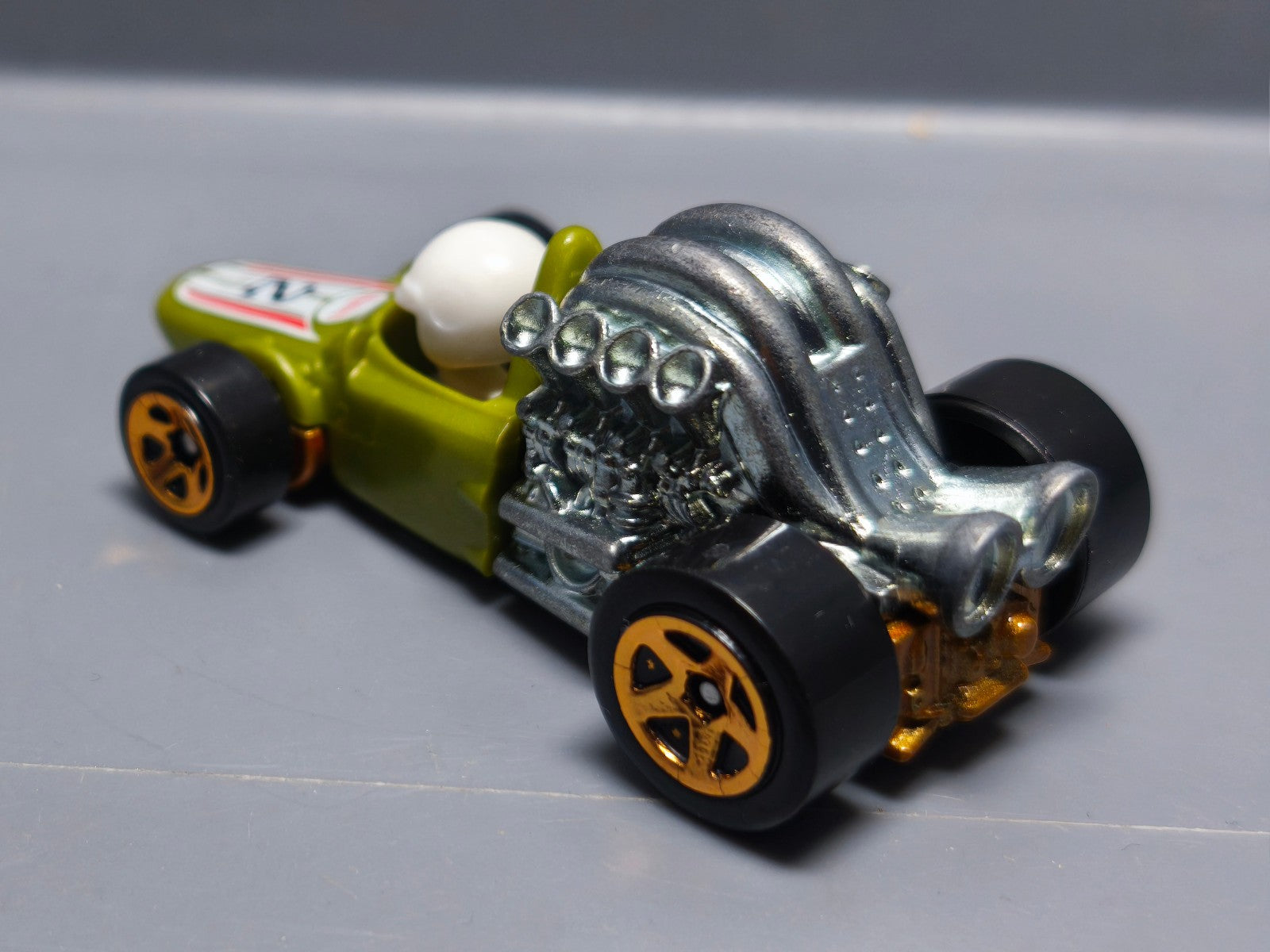 Hot Wheels Head starter 2024 Multipack    (A03)