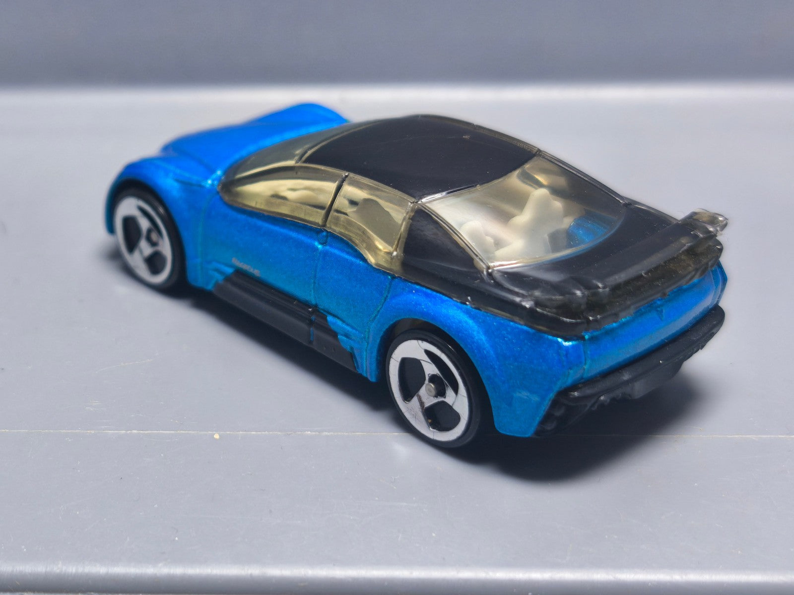 Hot Wheels Pontiac rageous version china bleue claire 2000-119  (A11)