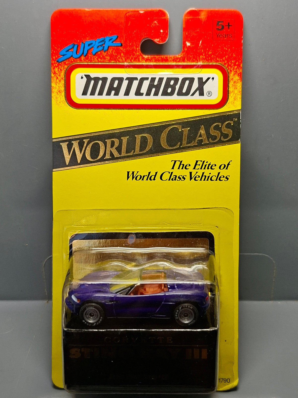 Matchbox  1993 super world class Corvette sting ray III     (NP03)