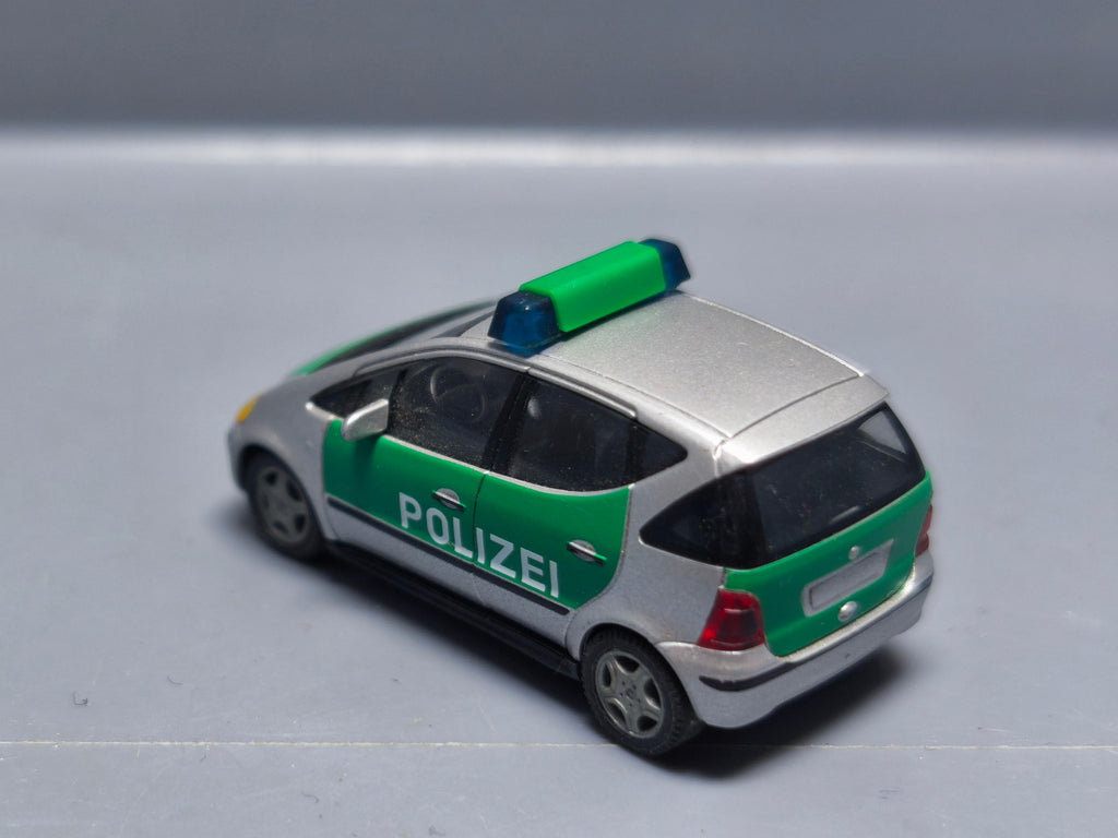 Herpa 1/87 Mercedes class a   (A04)