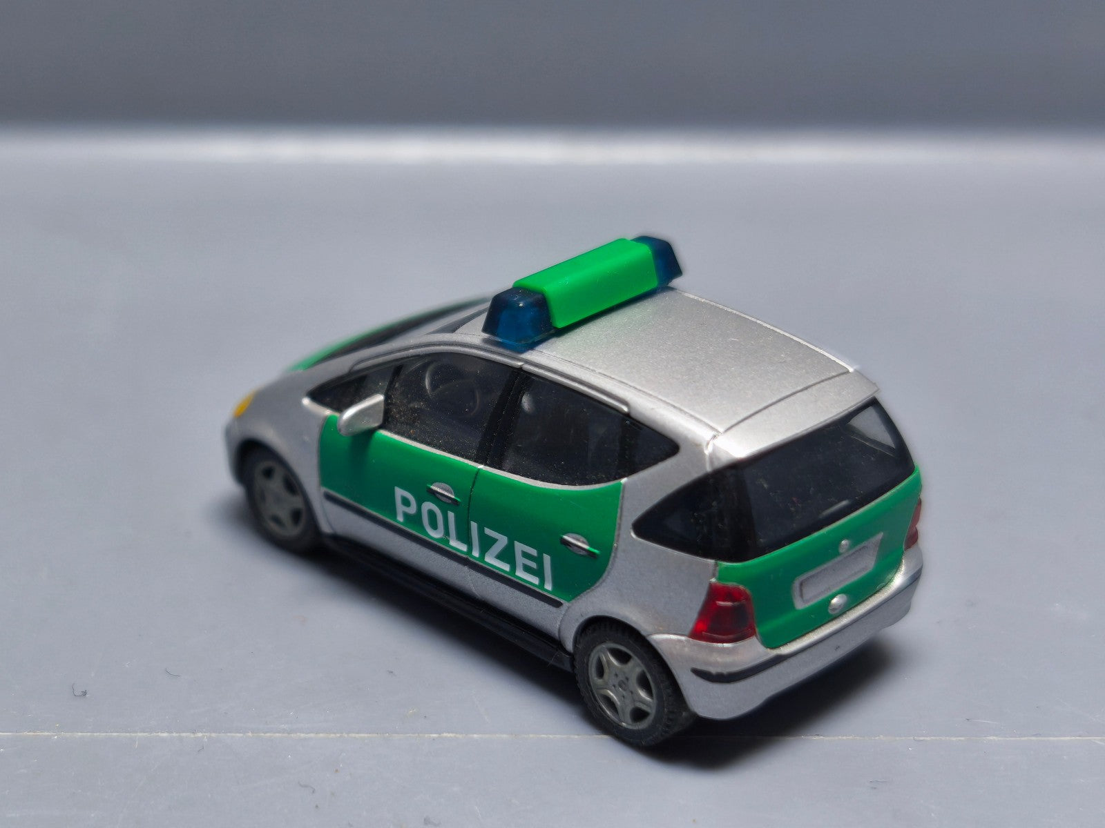 Herpa 1/87 Mercedes class a   (A04)