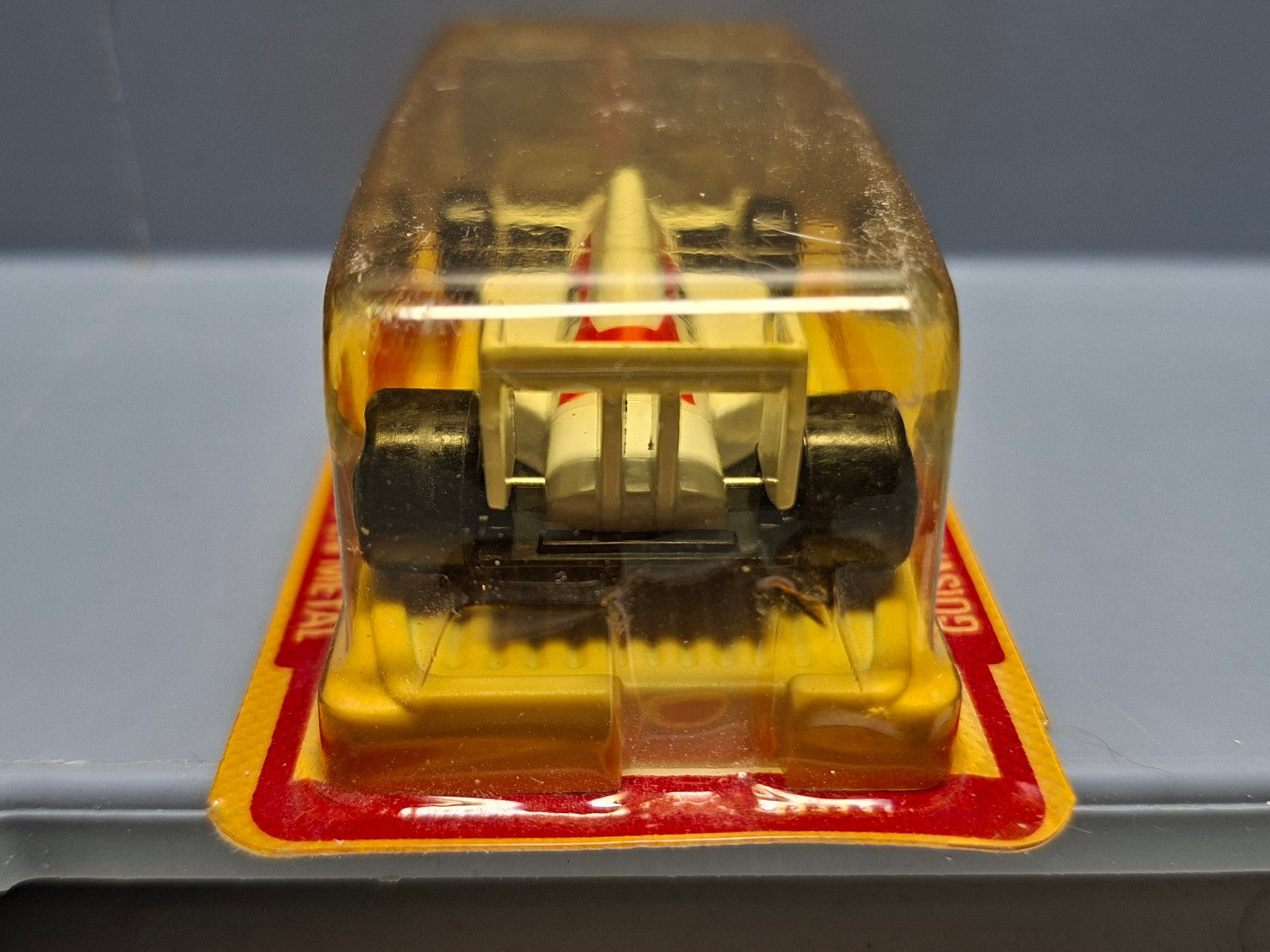 Guisval McLaren Honda MP 4/5  (CP12)