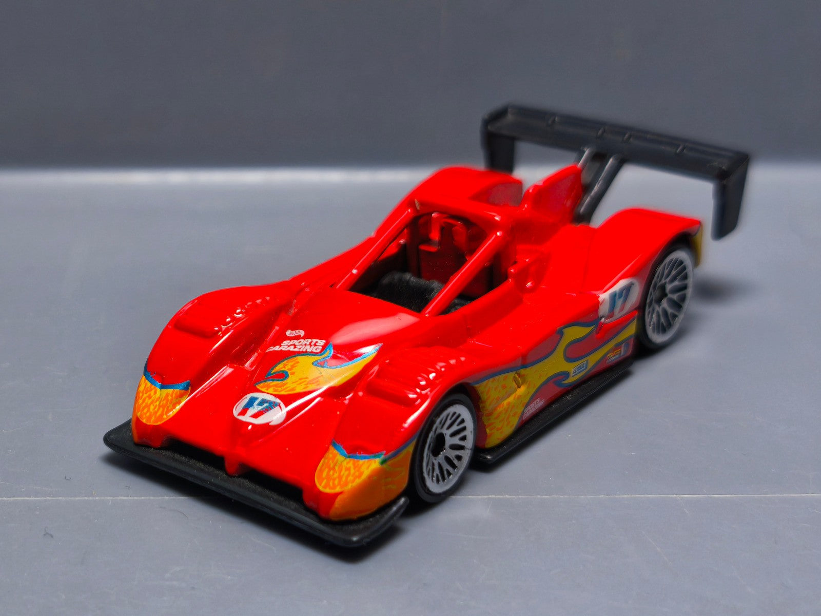 Hot Wheels Ferrari 333 sp 2000-071 version thailand   (A09)