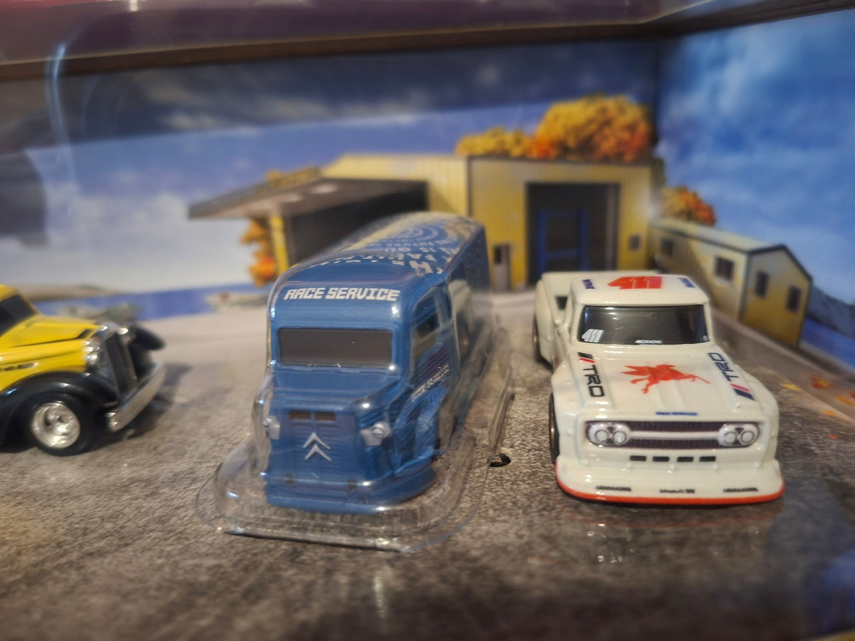 Hot Wheels Premium Set Citroen Toyota Hydroplane  (CT15)