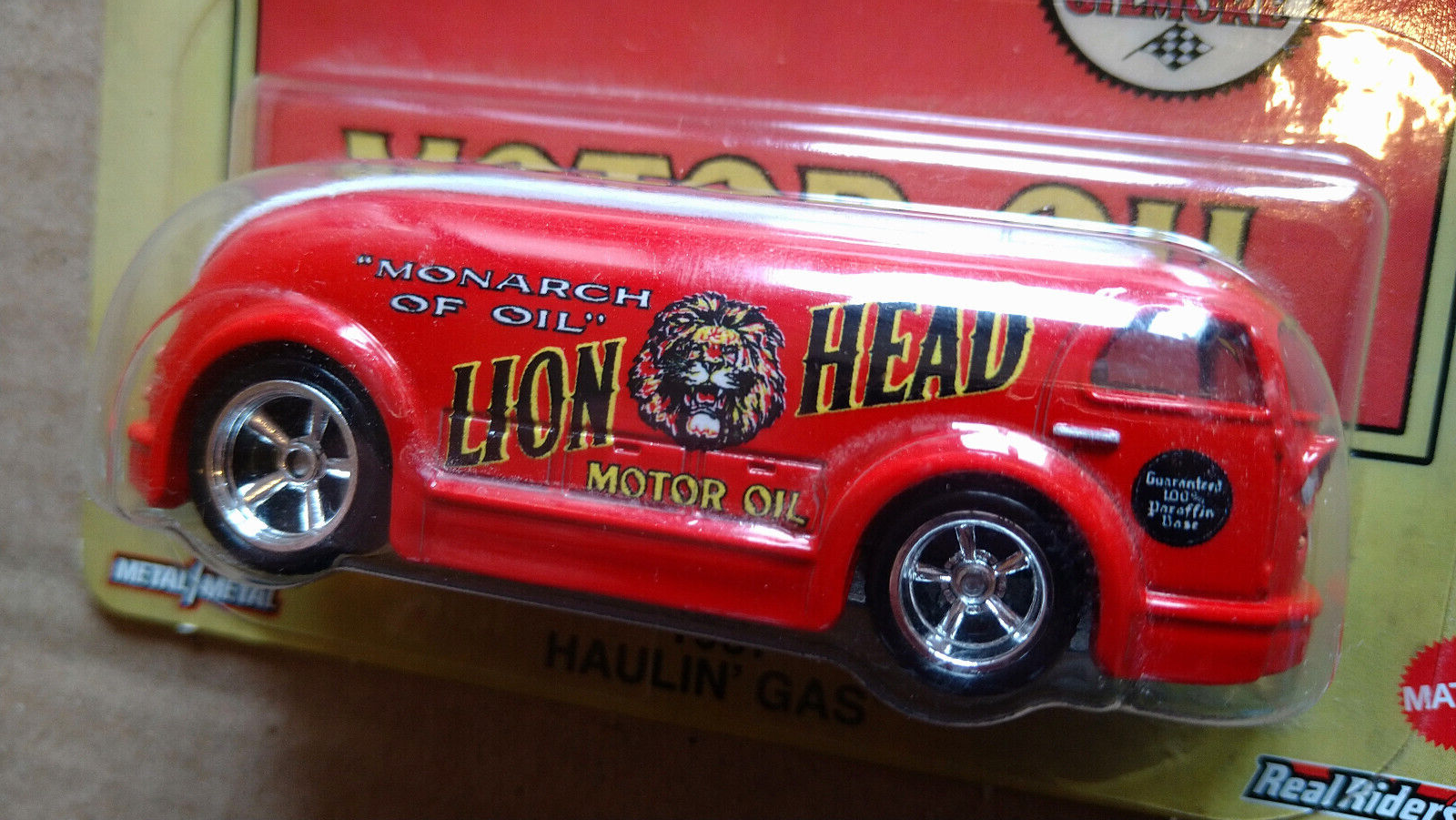 Hot Wheels 2020 pop culture fuel 1937 Haulin gas     (NG122-124)