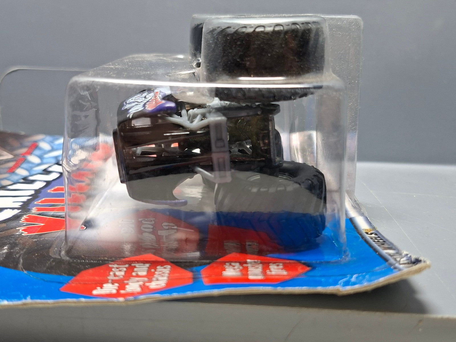 Hot Wheels Monster jam Chillin villain (NG62)