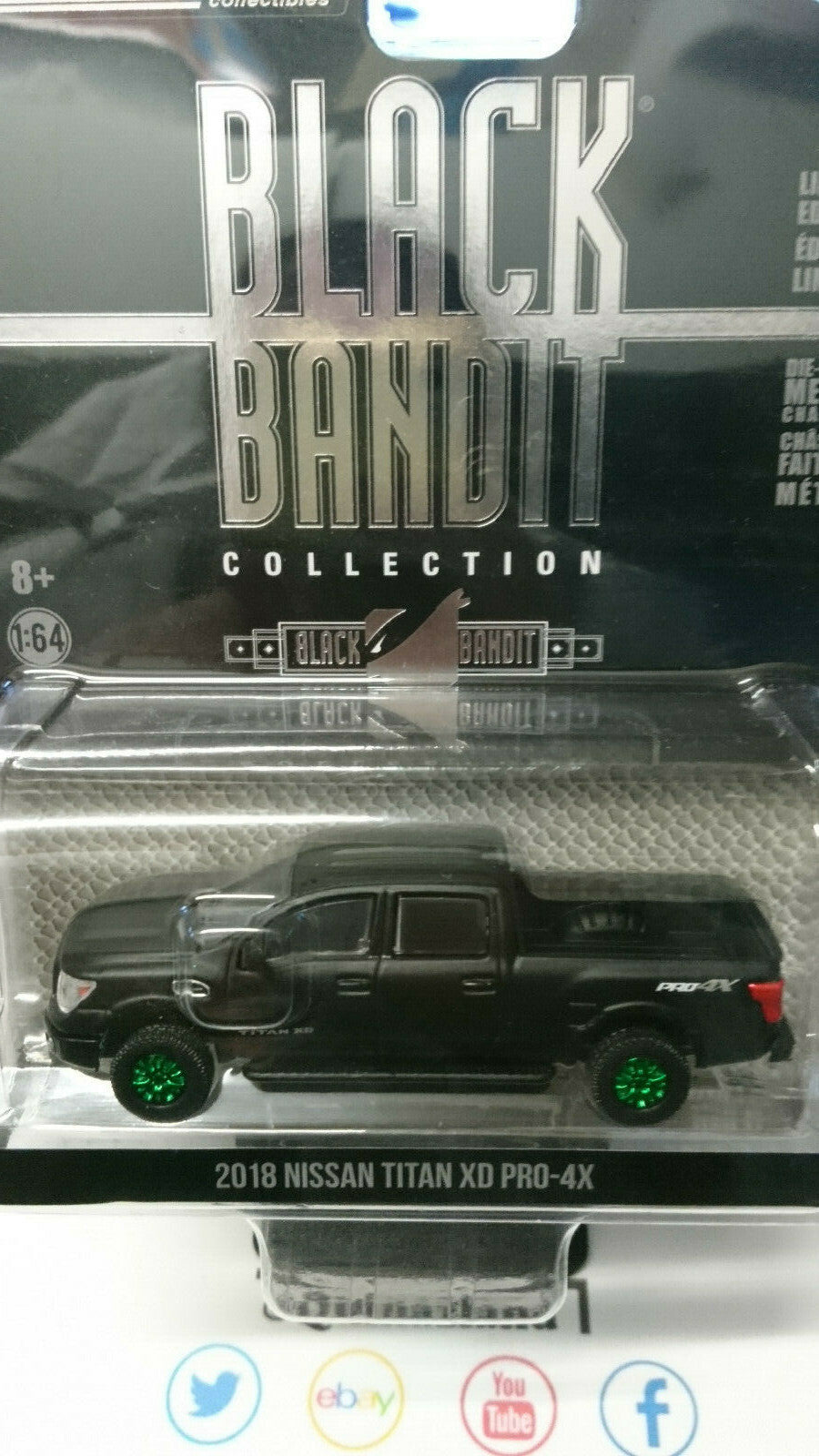 Greenlight Black Bandit 2018 Nissan Titan XD PRO-4X Green Wheels Chase (NG77)