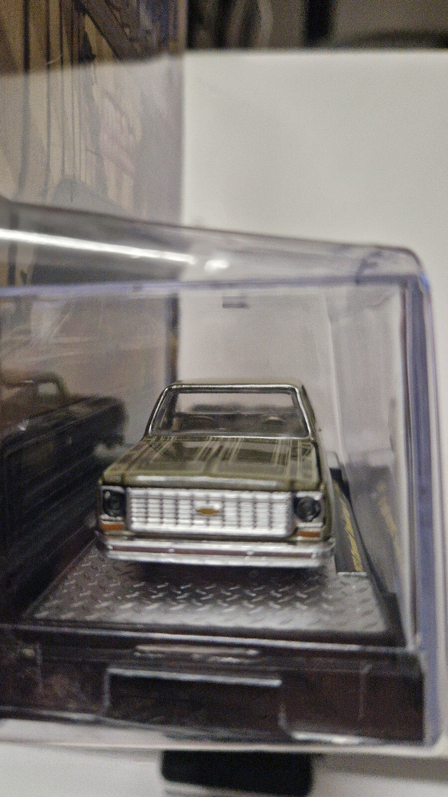 M2 Machines exclusive mijo 1973 Chevrolet Cheyenne Super 10, beige-brown (NG59)